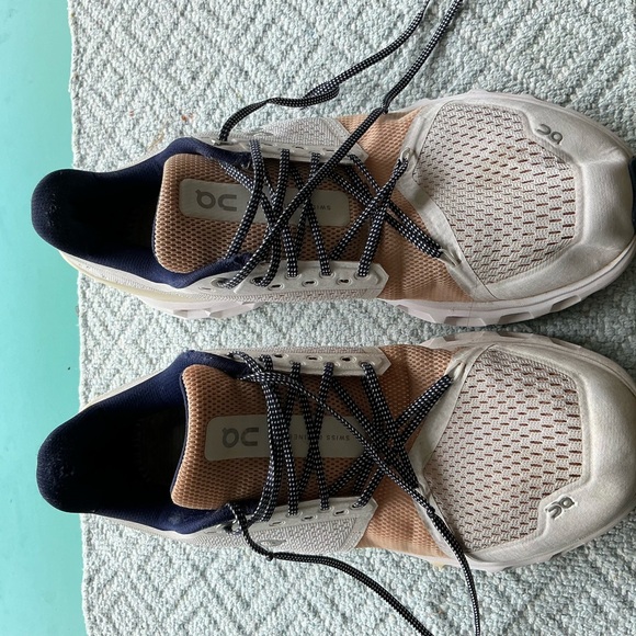 Oncloud stratus Running women’s Shoes  white SIZE  9.5 - Picture 6 of 11